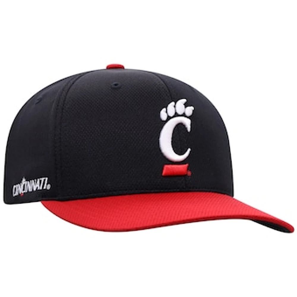 Men's Top of the World Black Cincinnati Bearcats Reflex Fitted Hat