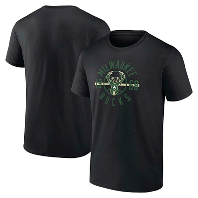 Men's Fanatics Black Milwaukee Bucks Team T-Shirt