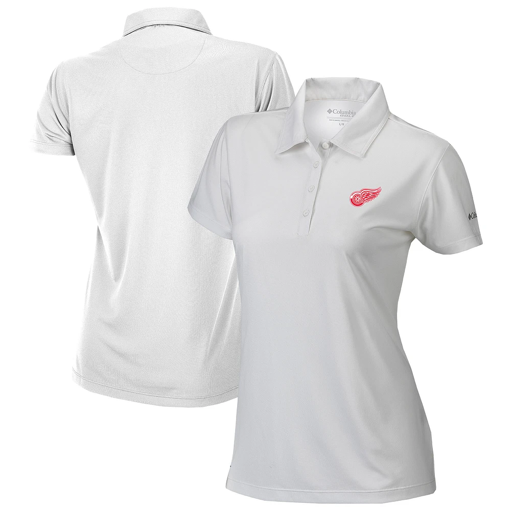 Women's Columbia White Detroit Red Wings Omni-Wick Birdie Polo
