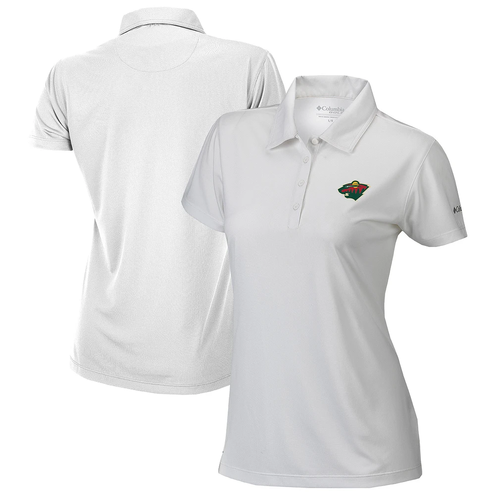 Women's Columbia White Minnesota Wild Omni-Wick Birdie Polo