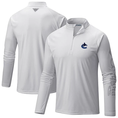Men's Columbia White Vancouver Canucks Terminal Tackle Omni-Wick Raglan Quarter-Zip Top