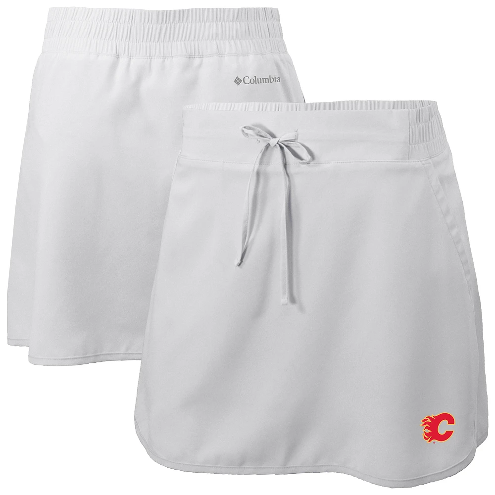 Women's Columbia White Calgary Flames Lakewood Pines Omni-Wick Skort