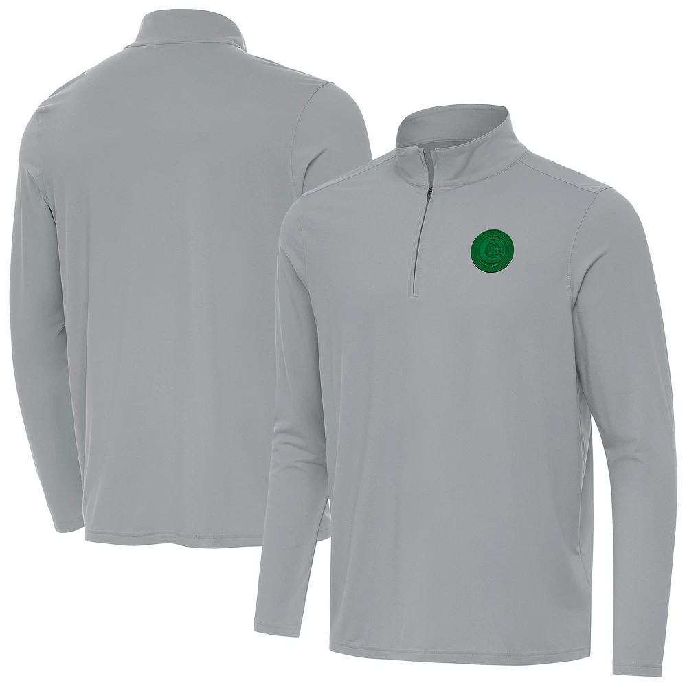 Men's Antigua Gray Chicago Cubs St. Patrick's Day Intent Quarter-Zip Top