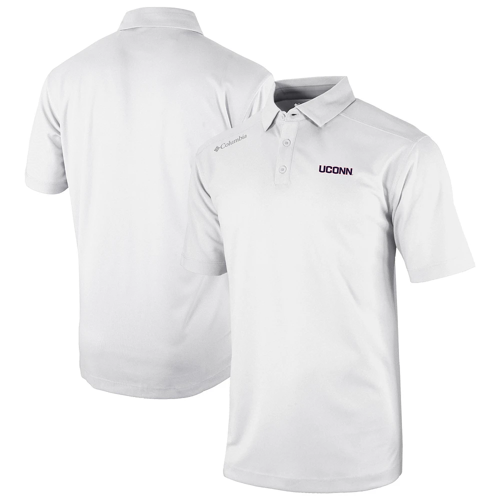 Men's Columbia White UConn Huskies Omni-Wick Shotgun Polo