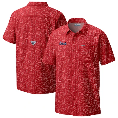 Men's Columbia Red Ole Miss Rebels Super Slack Tide Omni-Wick Button-Up Shirt