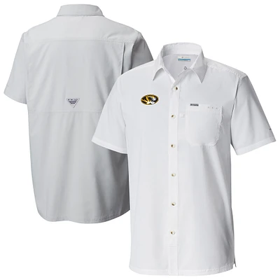 Men's Columbia White Missouri Tigers Slack Tide Omni-Wick Button-Up Camp Shirt