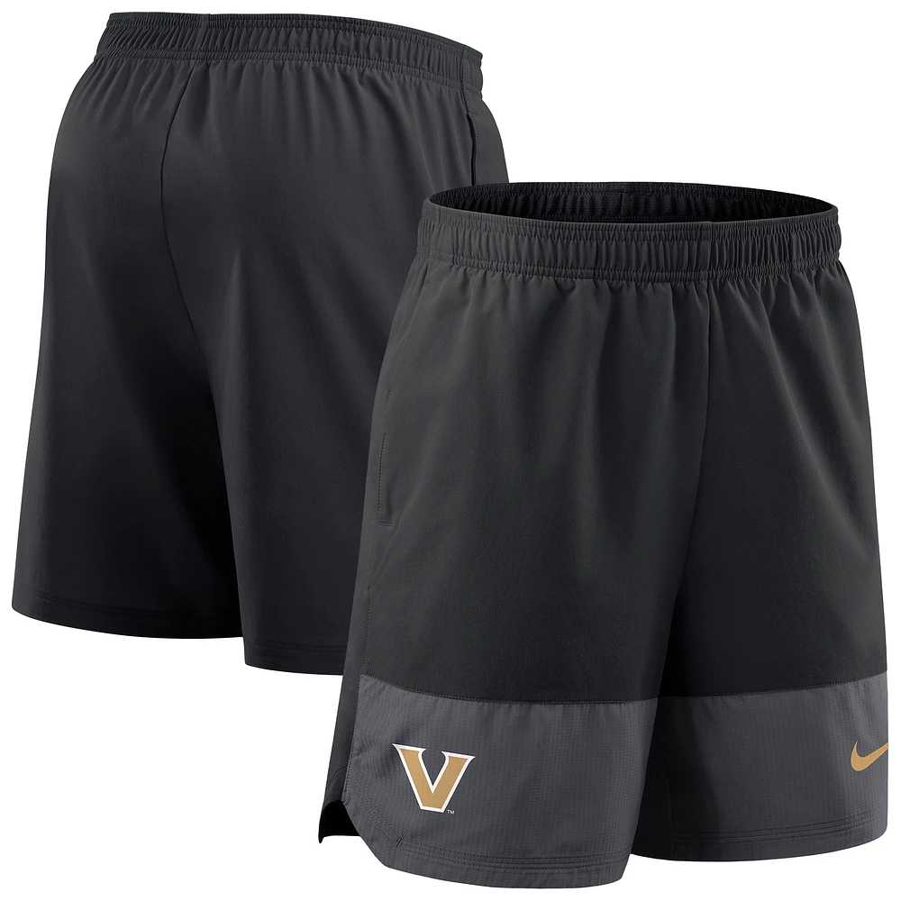 Men's Nike Black Vanderbilt Commodores 2025 Sideline Performance Shorts
