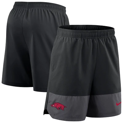 Men's Nike Black Arkansas Razorbacks 2025 Sideline Performance Shorts