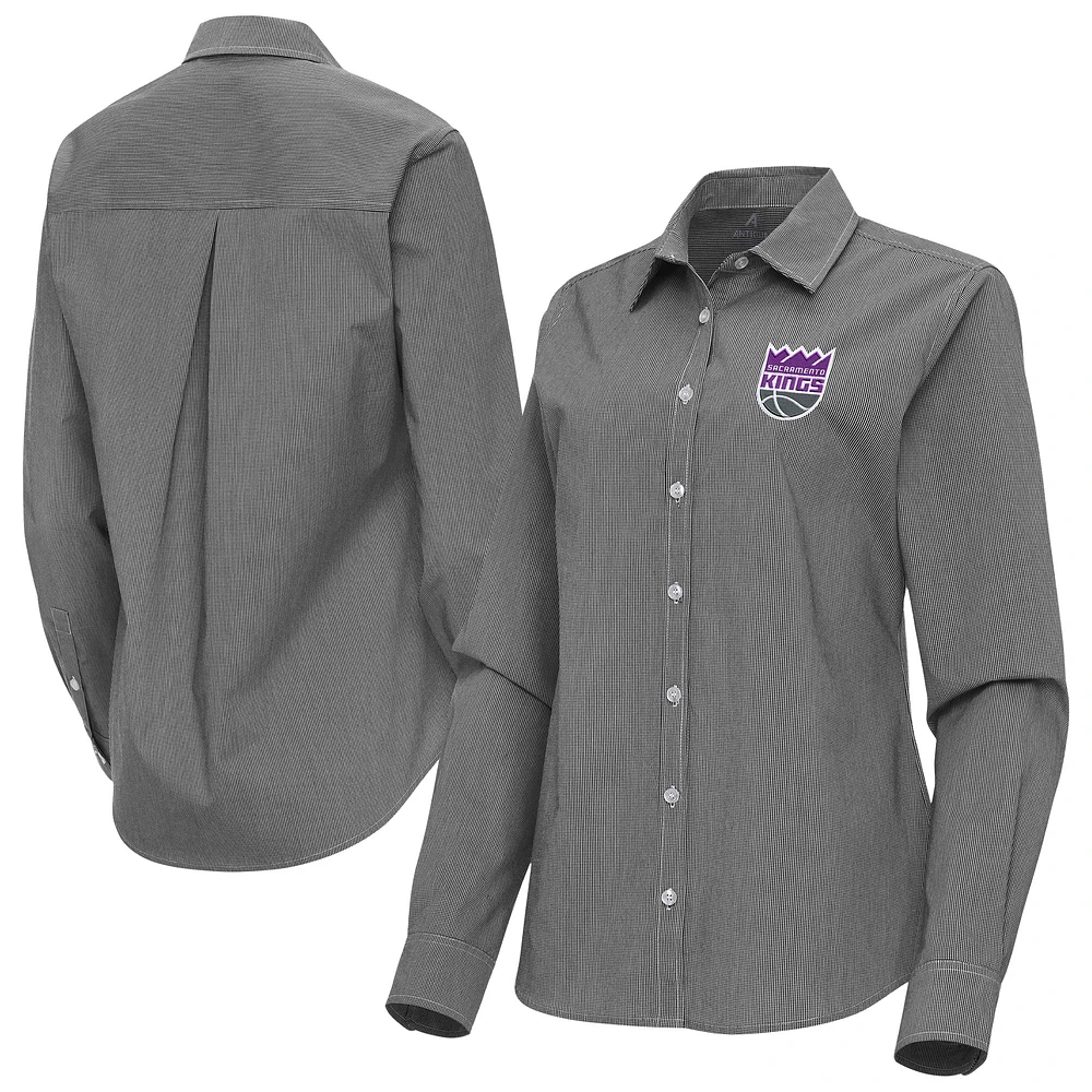 Women's Antigua Sacramento Kings Porter Woven Long Sleeve Button-Up Shirt