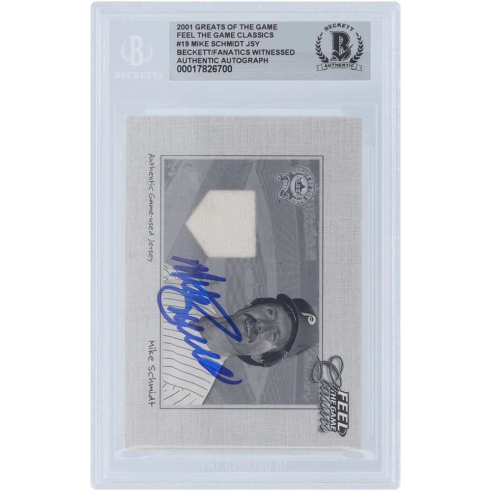 Mike Schmidt Philadelphia Phillies Autographed 2001 Fleer Greats of the Game Feel the Game Classics Relic #MS Beckett Fanatics Witnessed Authenticated Card
