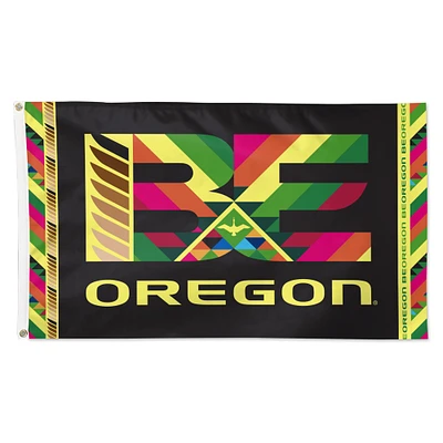 WinCraft Oregon Ducks One-Sided 3' x 5' Deluxe Flag