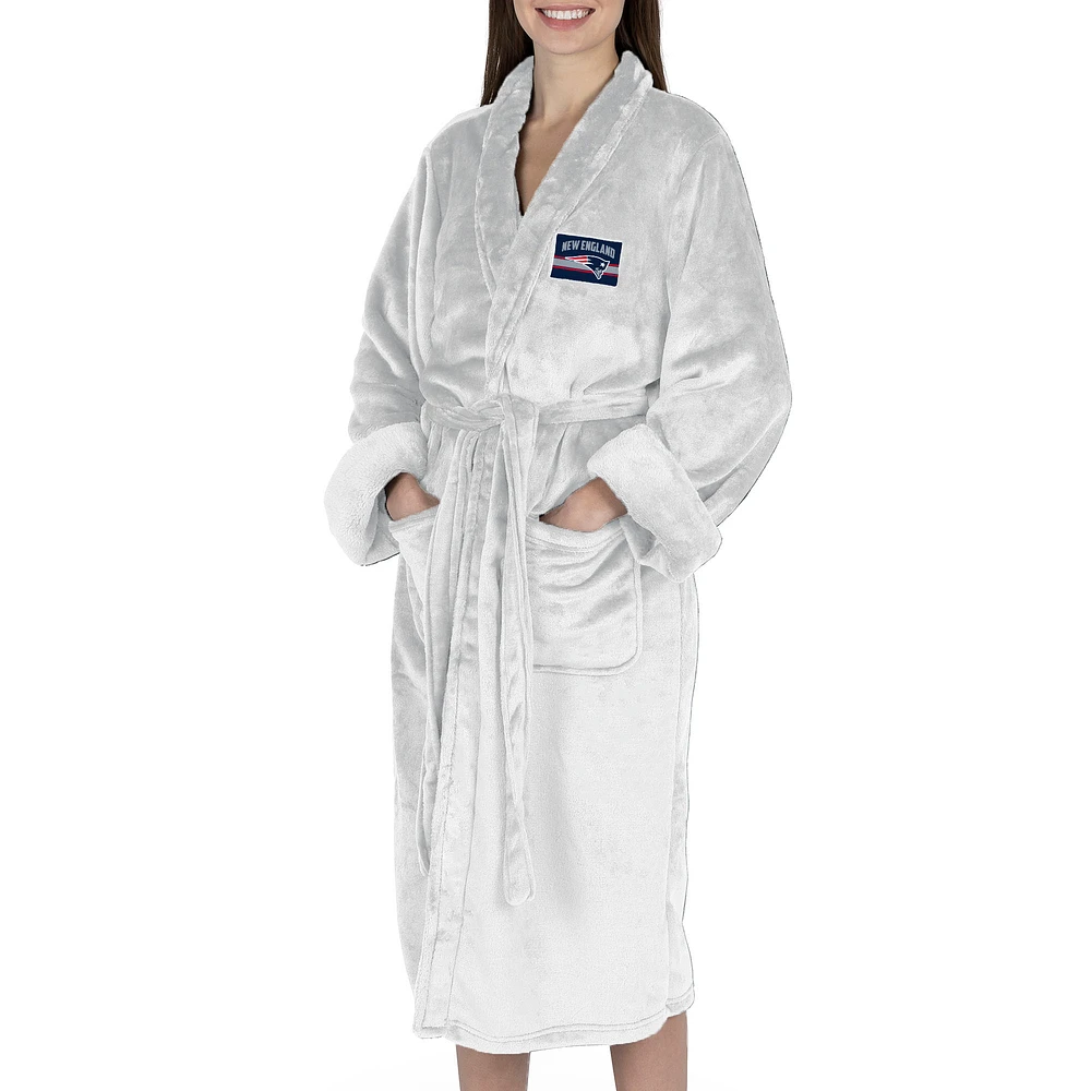 Women's The Northwest Group White New England Patriots Rollout Silk Touch Robe