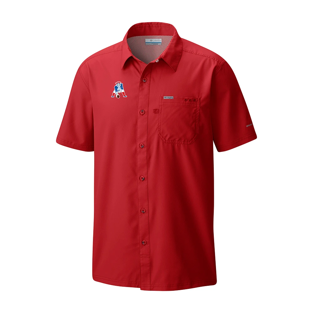 Men's Columbia Red New England Patriots Slack Tide Omni-Wick Throwback Logo Button-Up Camp Shirt
