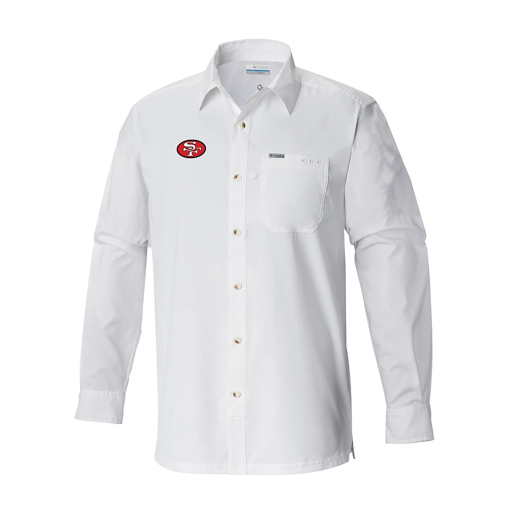 Men's Columbia White San Francisco 49ers Slack Tide Omni-Wick Long Sleeve Button-Up Camp Shirt