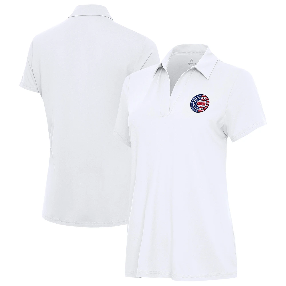 Women's Antigua White Chicago Cubs Era Stars and Stripes Team Logo Polo