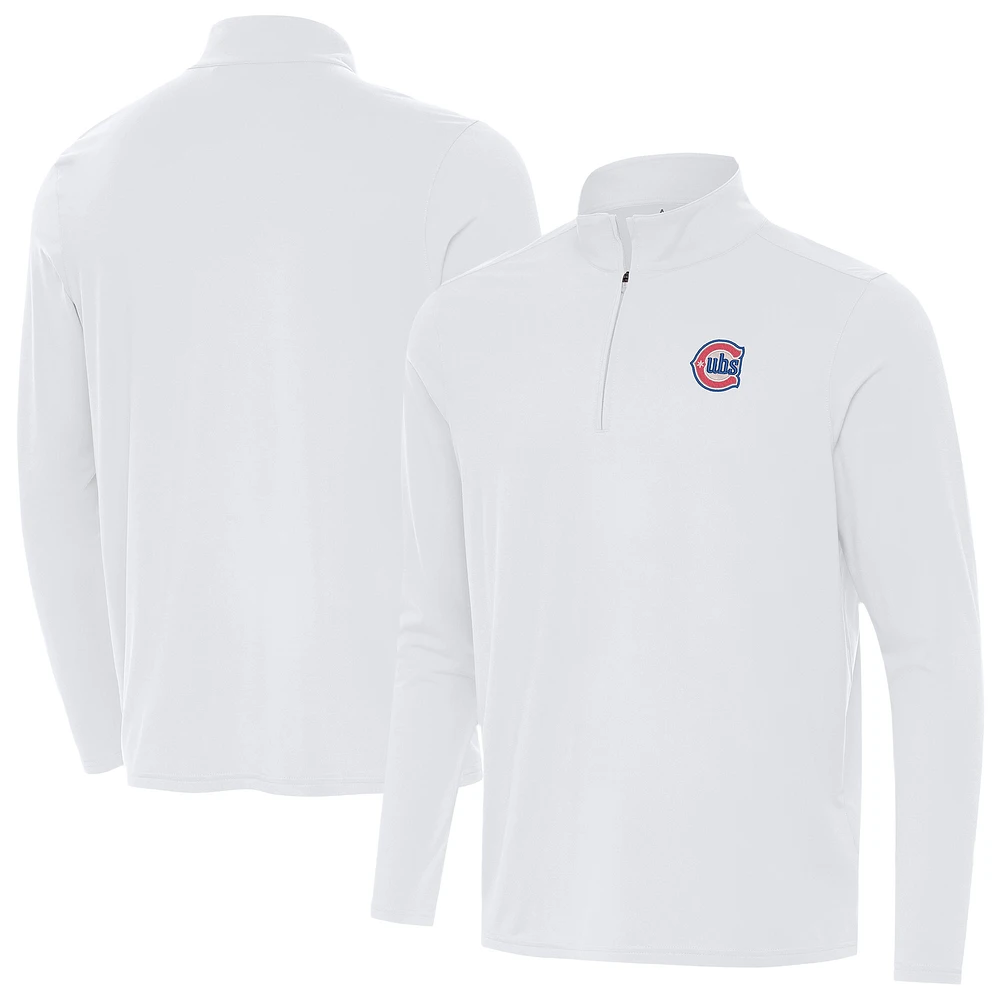Men's Antigua White Chicago Cubs Alternate Logo Intent Quarter-Zip Pullover