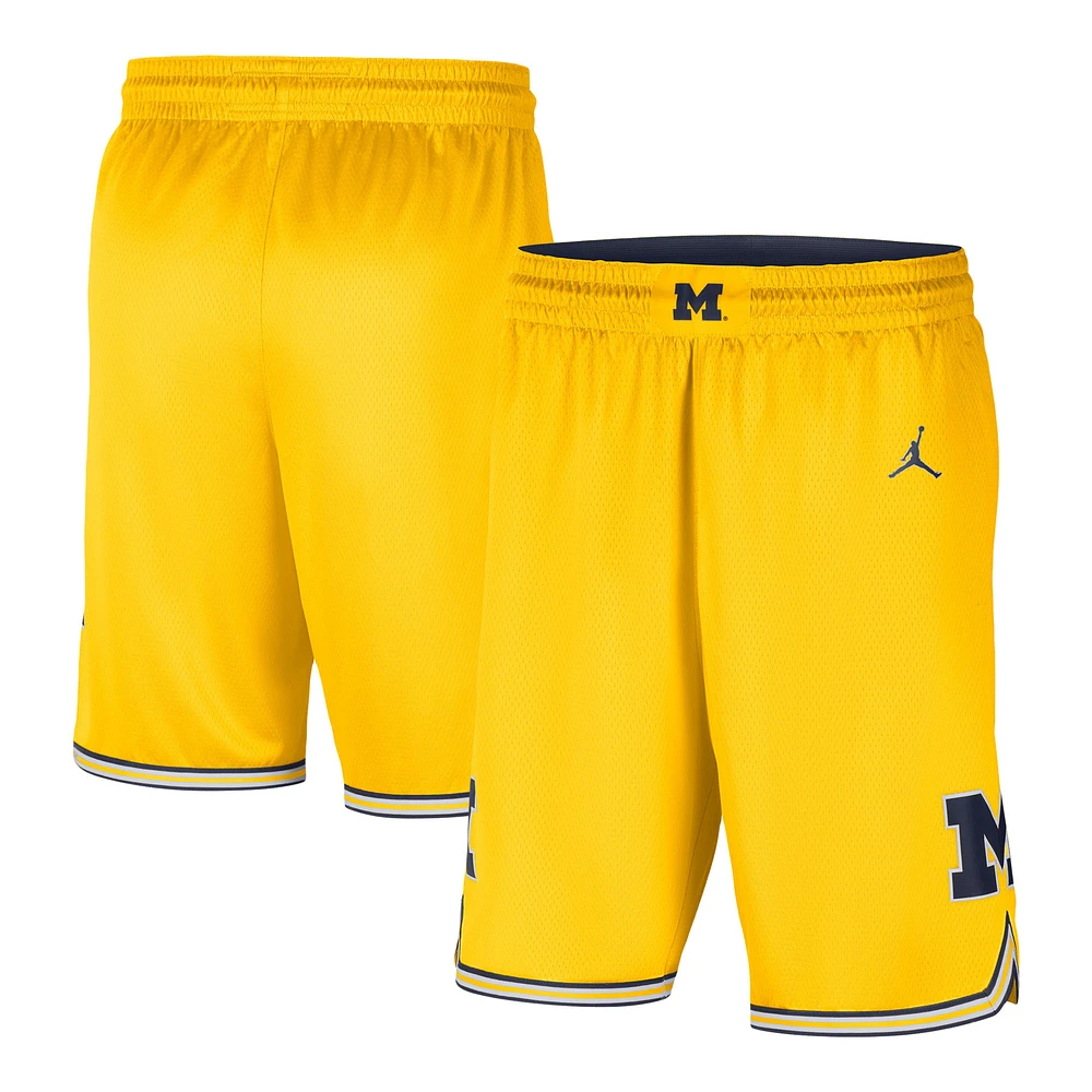 Men's Nike Maize Michigan Wolverines Limited Performance Basketball Shorts