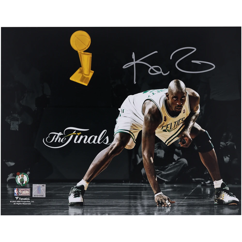 Kevin Garnett Boston Celtics Autographed 11" x 14" Spotlight Photograph