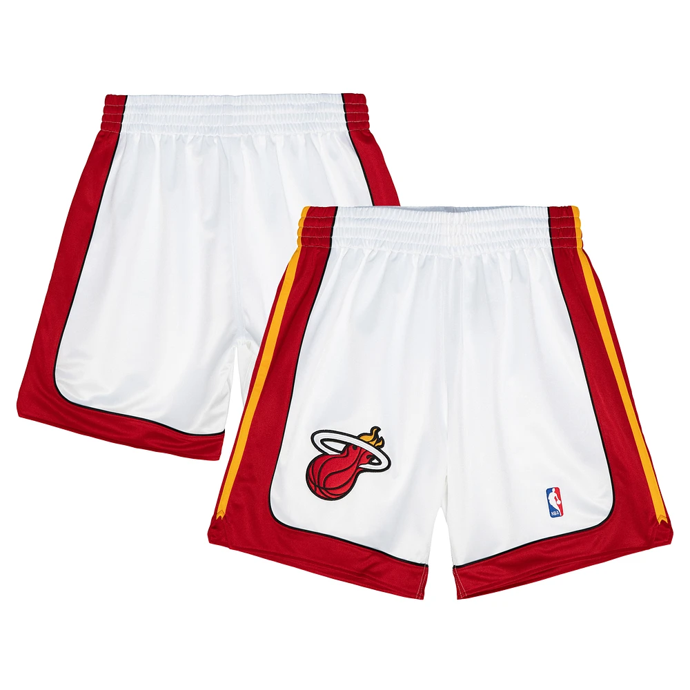 Men's Mitchell & Ness White Miami Heat 2005-06 Hardwood Classics Authentic Shorts