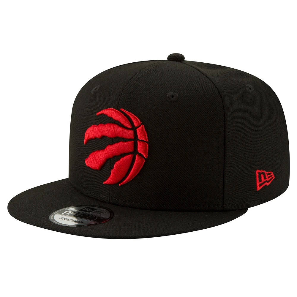 Men's New Era Black Toronto Raptors Official Team Color 9FIFTY Snapback Hat