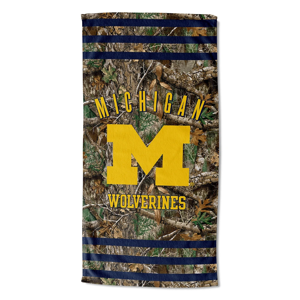 The Northwest Group Michigan Wolverines 30"x 60" Three Stripes Beach Towel