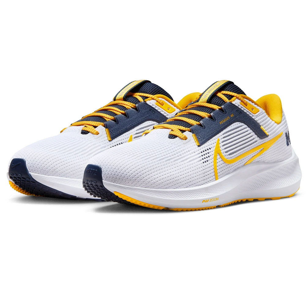 Unisex Nike White Michigan Wolverines Zoom Pegasus 40 Running Shoe