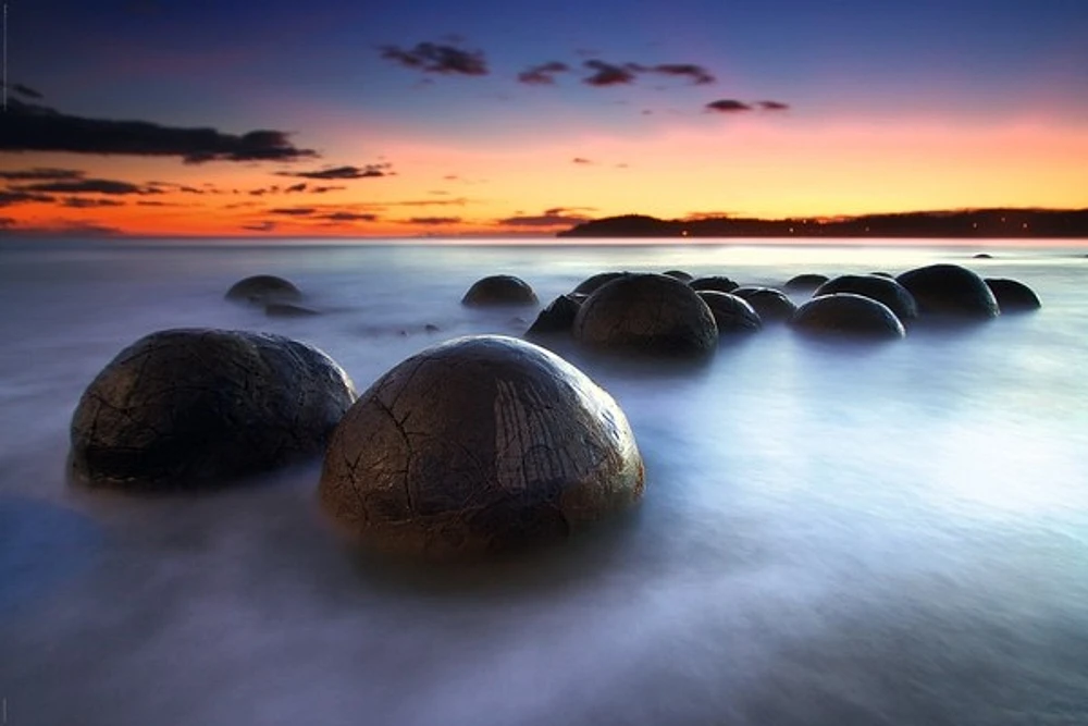 Zen Moeraki Boulders