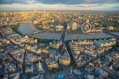 Jason Hawkes - London