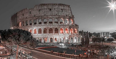 Assaf Frank - Famous Colosseum Rome, Italy