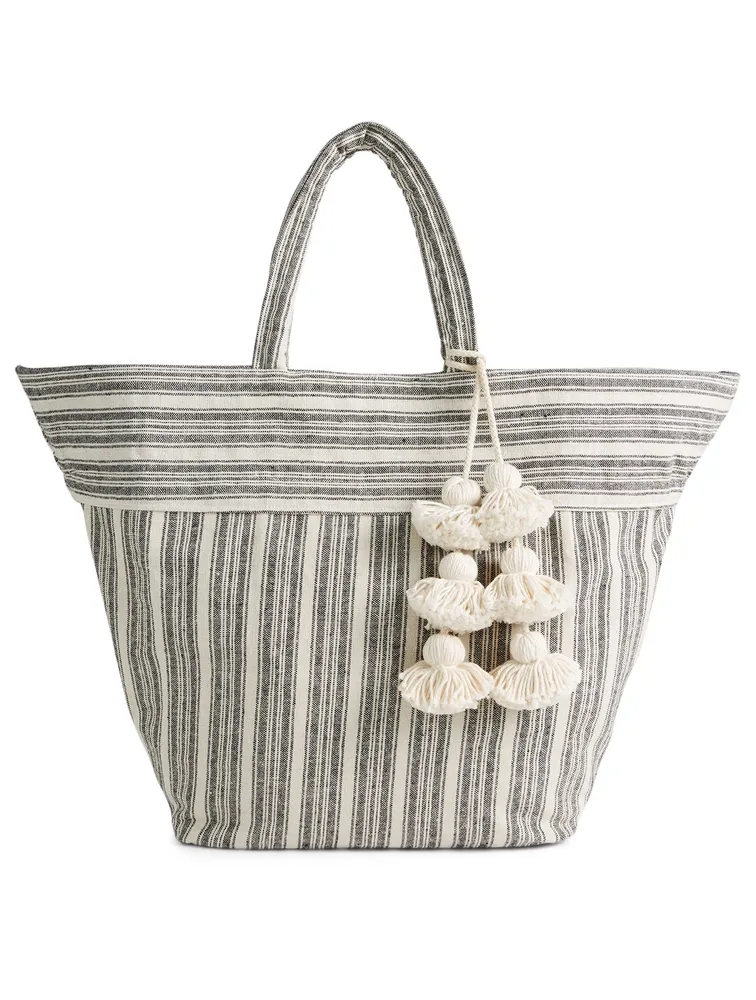 Small Sabai Tote Bag With Tassel