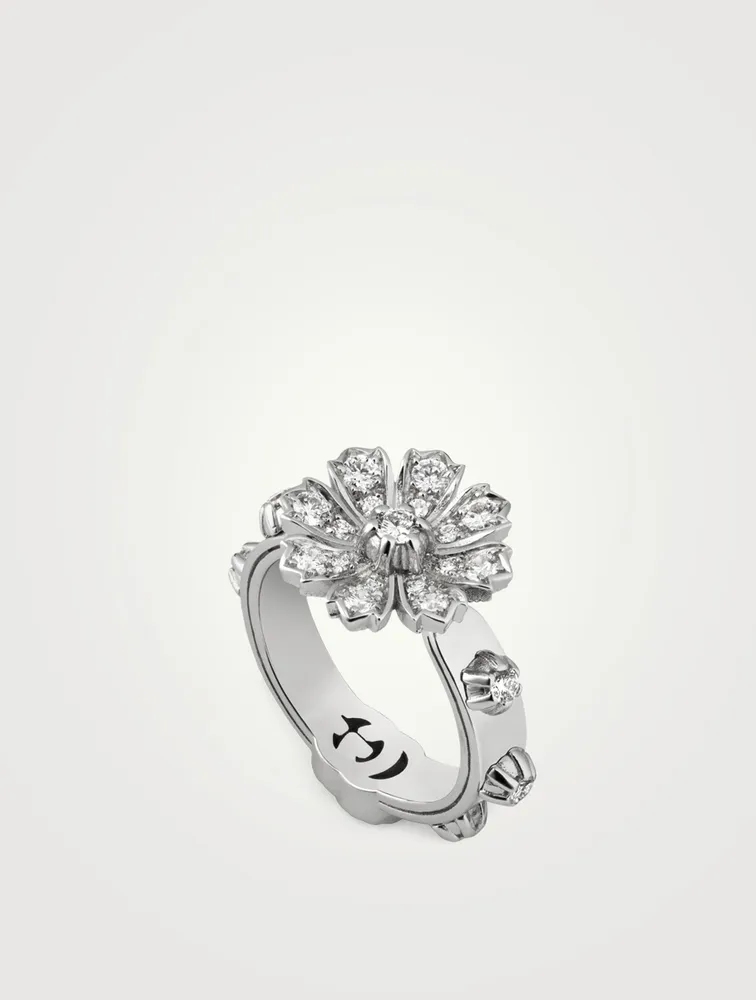 18K White Gold Flower Ring With Diamonds