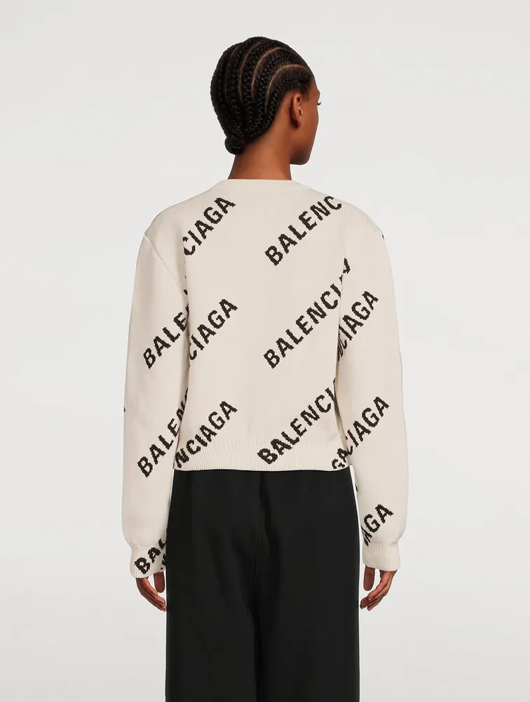 Sweater Logo Print