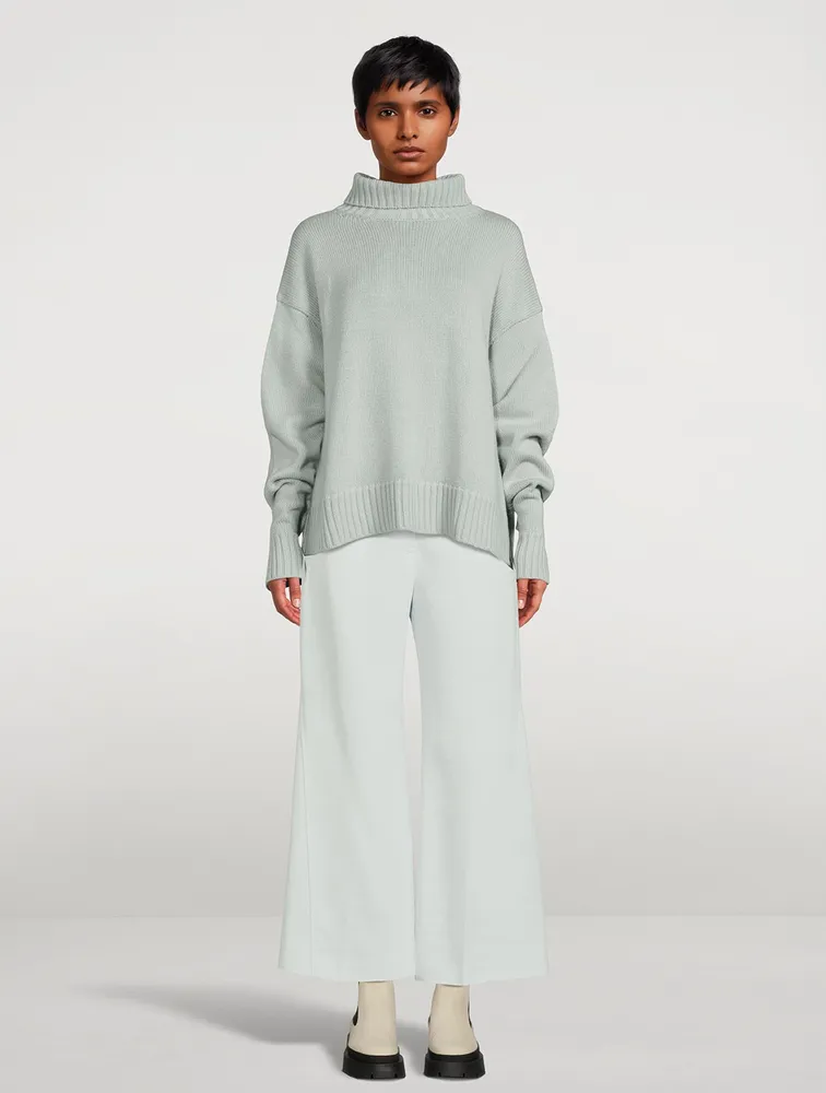 Wide-Leg Trousers