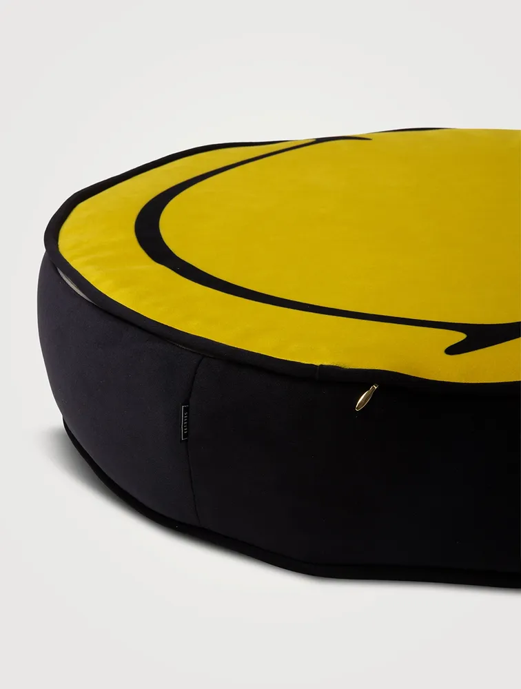 x Smiley Classic Cushion