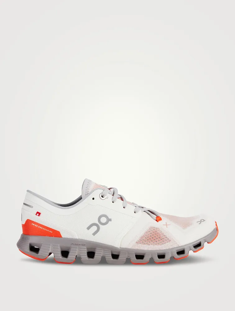 Cloud X 3 Sneakers