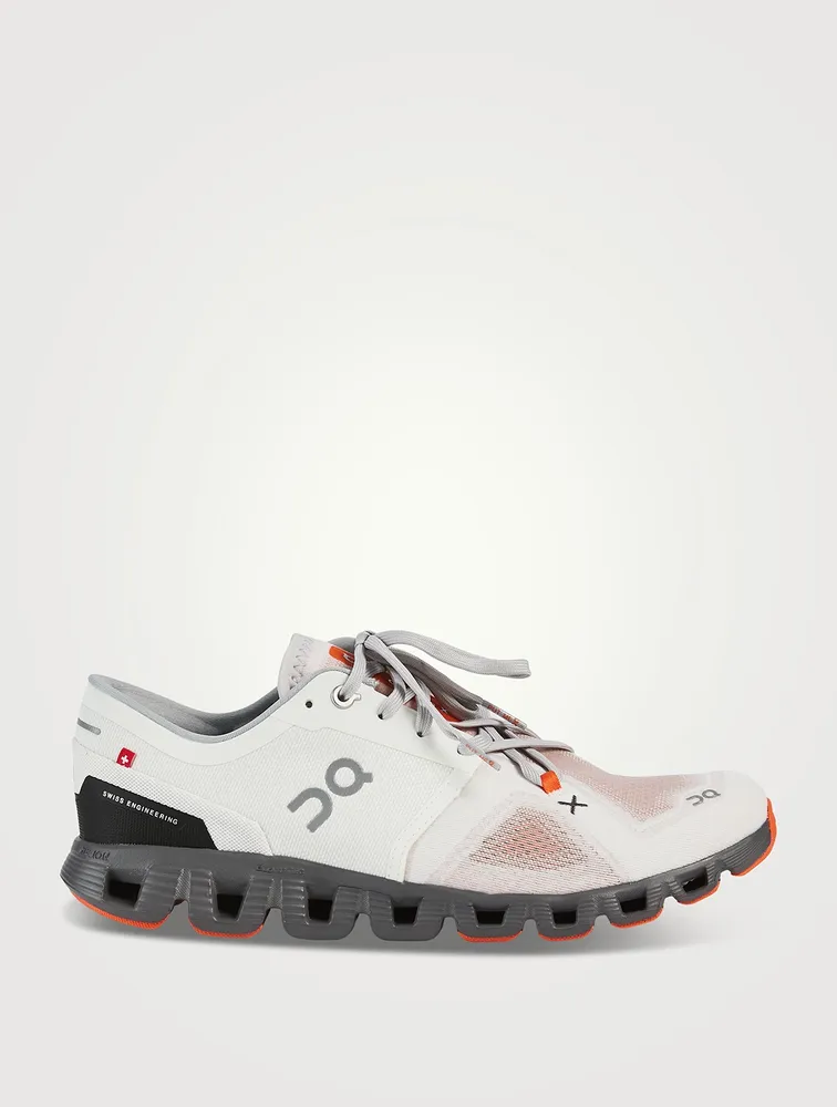 Cloud X 3 Sneakers
