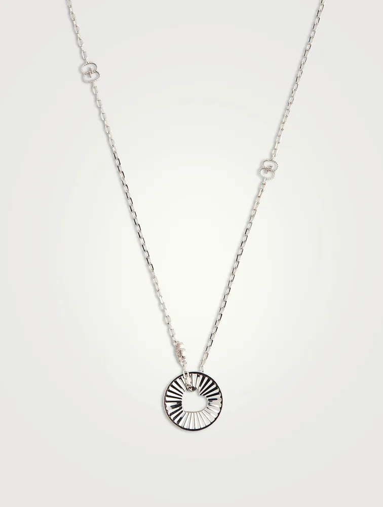 18K White Gold Round Heart Pendant Necklace