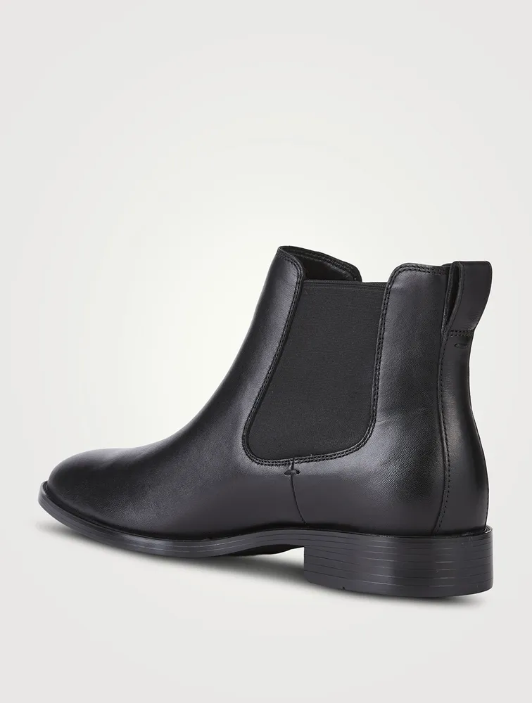 Hawthorne Chelsea Boots