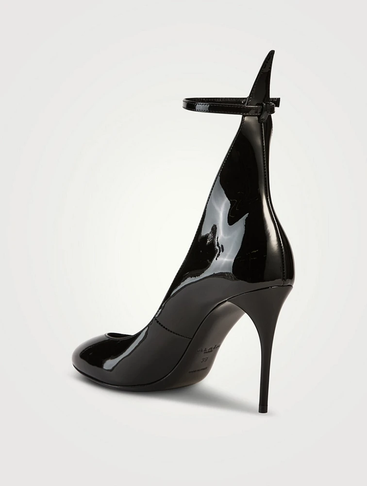 Decolette Patent Leather Pumps