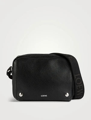 Medium Pebble Leather Messenger Bag