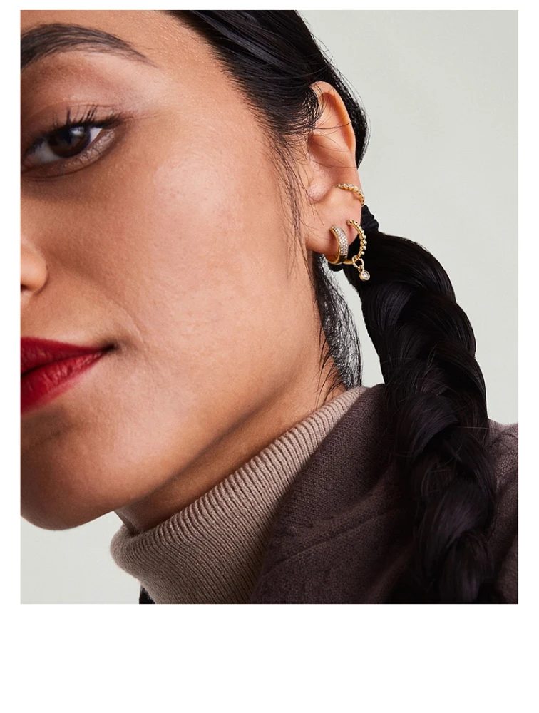 14K Gold Bold Pavé Diamond Huggie Hoop Earrings