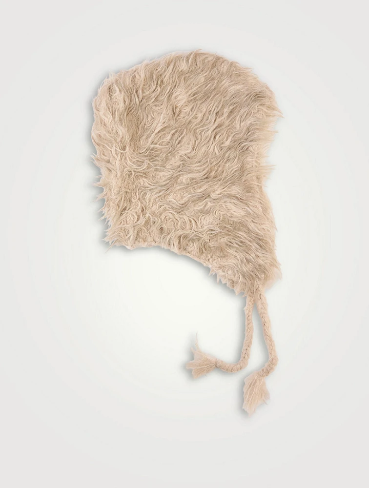 Fluffy Hat With Ties