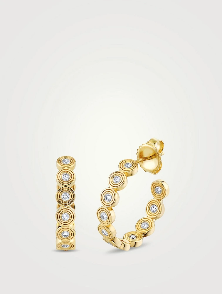 Medium 14K Gold Fluted Circle Hoop Earrings With Diamonds
