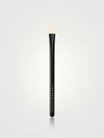 Shade Sweep Eye Brush