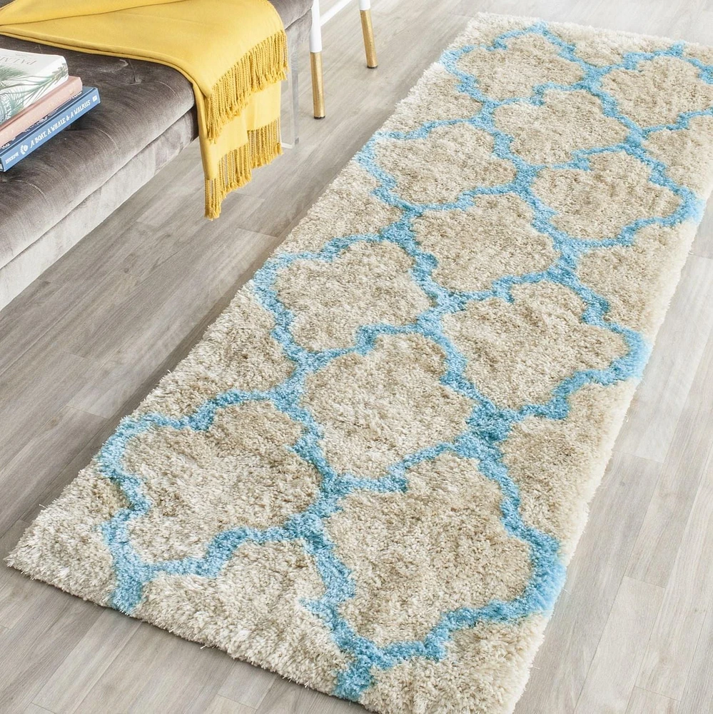 Safavieh Barcelona Anabelle Tapis Peluche Shag Géométrique