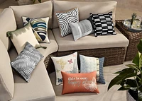 HOMETRENDS Block Print Toss Cushion