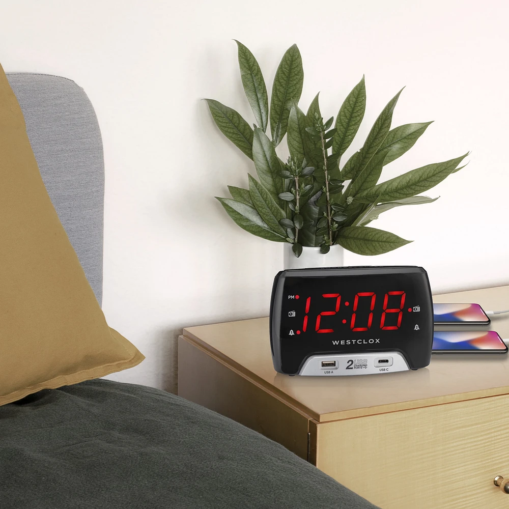 WESTCLOX CR W 2 USB Radio-réveil WESTCLOX avec 2 ports de chargement USB