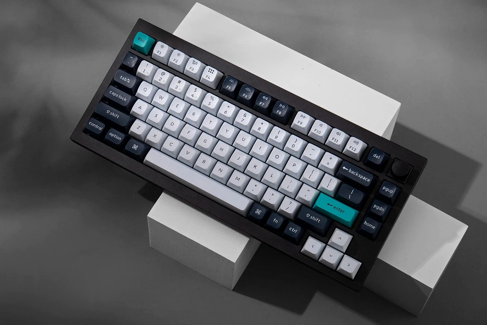 Keychron Q1 Max Hotswap Wireless Mechanical Keyboard - RGB - Aluminum Frame - Carbon Black - with Knob - Gateron Jupiter Red - 75% Layout - Windows Mac OS (Q1M-M1)