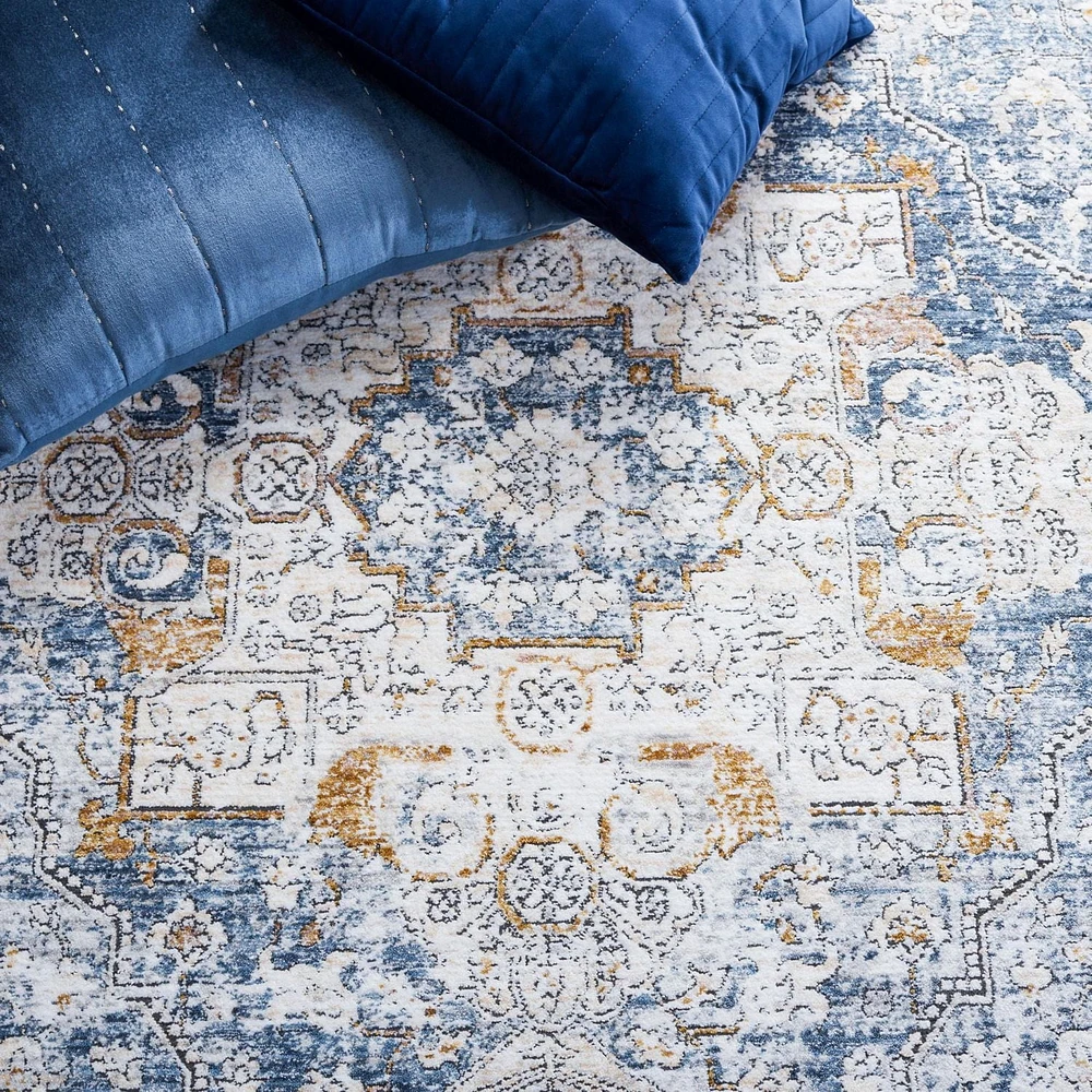 SAFAVIEH Moondust Dani Oriental Area Rug