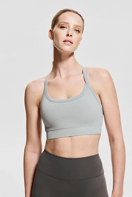 Seamless Medium-Support Sports Bra with DryMove™